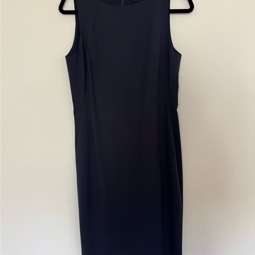 Elegant Black Sleeveless Dress